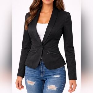 Elegant Black Women's Blazer